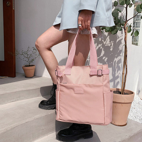 トートバッグ 肩掛け シンプル 大容量 ナイロン A4サイズ対応 ハンドバッグ レディース マザーズバッグ 通勤 通学 手提げ サイドポケット スクエアカバン 1XIUF-047