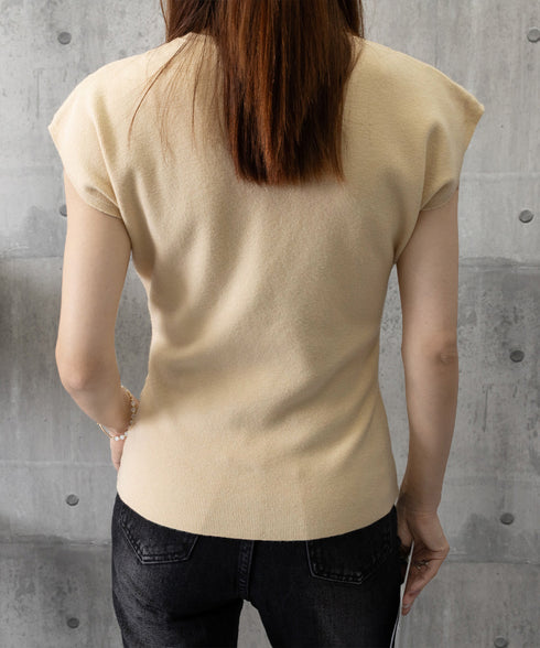 ニットTシャツ レディース 韓国風 夏服 Uネック プルオーバー 着やせ 大人カジュアル インスタ映え シンプルカットソー おしゃれ半袖トップス リラックス 無地 1CHIC-001