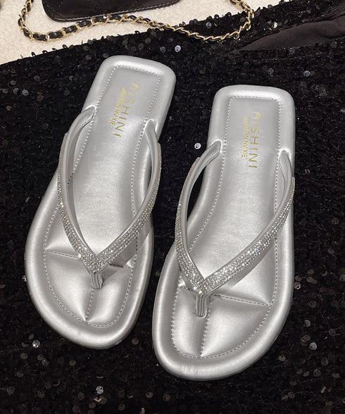 キラキラ トングサンダル レディース夏靴 フラットサンダル 軽量歩きやすい ぺたんこストラップサンダル おしゃれ きらきら可愛い 履きやすい 美脚サンダル 韓国風 1JL-002