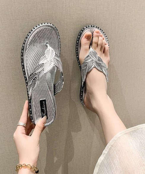 キラキラトングサンダル ビーチサンダル夏 葉っぱモチーフサンダル レディース 歩きやすいスリッパ きれいめ フラットサンダル 痛くない コンフォートサンダル韓国風 1JL-005