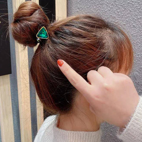 ヘアゴム4点セット ポニーフックセット 大人可愛い ヘアアクセサリー 簡単ヘアアレンジ おしゃれ 髪留め 韓国 ヘアフック まとめ髪 シニヨン カラーゴム髪飾り 1WUTOU-003