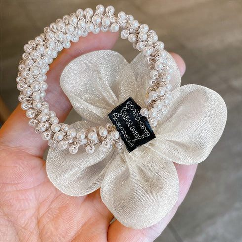 シュシュ レディースお花ヘアアクセサリー フェイクパール ラインストーン ヘアゴム お花フラワーモチーフ 髪飾り 大人可愛い まとめ髪 フェミニン ヘアアレンジ 1WUTOU-004