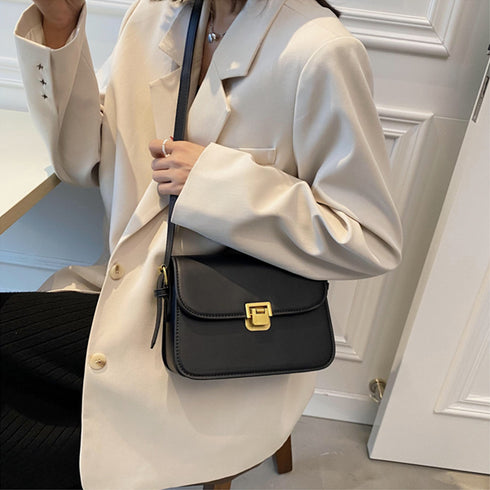 ミニスクエアショルダーバッグ コンパクト 小さめかばん フェイクレザー 斜めかけバッグ お出掛け 大人可愛い ハンドバッグ 肩掛けバッグ 通勤通学 合皮ポシェット 1XIUF-053