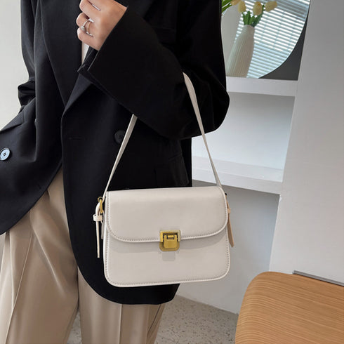 ミニスクエアショルダーバッグ コンパクト 小さめかばん フェイクレザー 斜めかけバッグ お出掛け 大人可愛い ハンドバッグ 肩掛けバッグ 通勤通学 合皮ポシェット 1XIUF-053