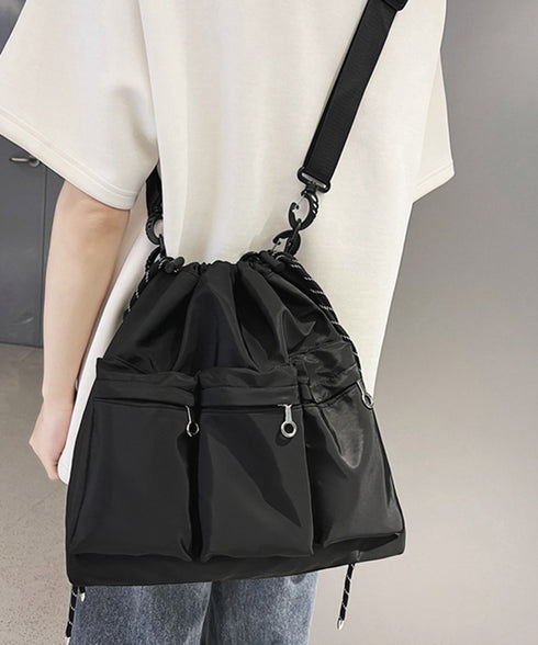 ドローストリングショルダーバッグ 大容量 マルチポケットナイロンバッグ カジュアル巾着バッグ 大きめ肩掛けバッグ 通勤通学 旅行手提げバッグ 多収納かばん男女兼用 1XIUF-078