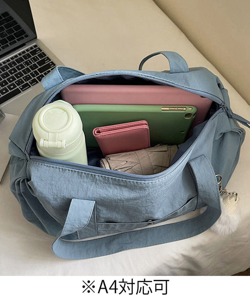 ナイロントートバッグ 軽量ボストンバッグ レディース おしゃれ肩掛けかばん 大容量A4 シンプル ファスナー付き鞄 横長 通学通勤かばん 無地 出張バッグ 旅行鞄 1XIUF-080