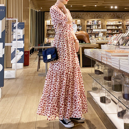 ティアード ワンピース レディース 春夏 ロングワンピ 薄手 Vネック フレアワンピース 春夏コーデ 花柄ワンピ 半袖 フリル袖 リゾートワンピース 体型カバー 1YDG-001