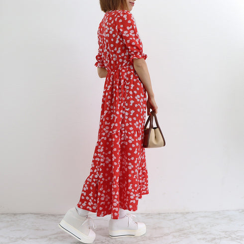 ティアード ワンピース レディース 春夏 ロングワンピ 薄手 Vネック フレアワンピース 春夏コーデ 花柄ワンピ 半袖 フリル袖 リゾートワンピース 体型カバー 1YDG-001