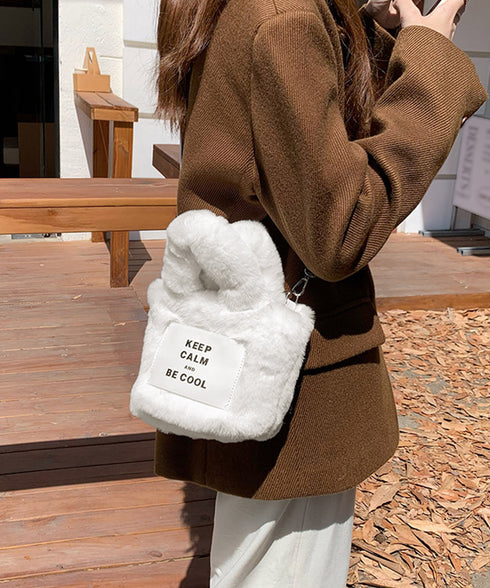 エコファーバッグ 秋冬 ミニトートバッグ 可愛い ミニハンドバッグ 軽量 レディース おしゃれ ショルダーバッグ 斜め掛け 小さめ ふわふわ 手提げカバンもこもこ 1YLXMSI-001