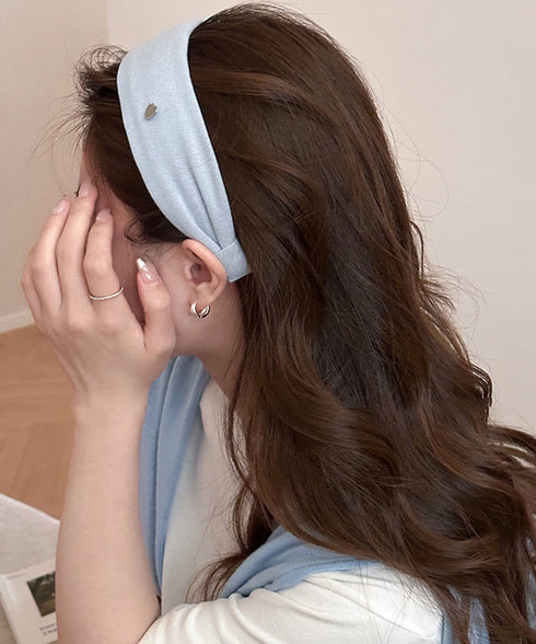 ワイドカチューシャ シンプル 大人可愛い ヘアバンドレディース 韓国風ヘアアクセサリー無地 ワンポイント ガーリーアクセ 抜け感ヘアスタイル ヘアアレンジアイテム 21SHIPIN-127