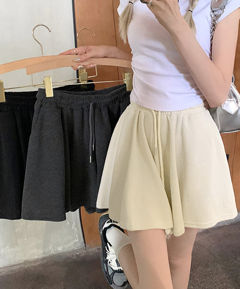 シンプルAラインショートパンツレディース ハイウエスト短パン 大人カジュアルショートワイドパンツ ウエストゴム ゆったり スポーツショーパン 部屋着 春夏 韓国風 21KUZI-016