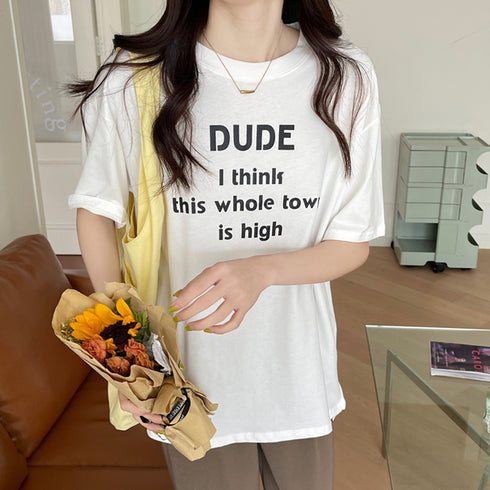 英字ロゴプリント半袖Tシャツスリット入り ラウンドネックTシャツ レディース ゆったり プルオーバー 体型カバー 半袖 大人カジュアル 前後差 夏服 韓国風 通学 21SHANGYI-050