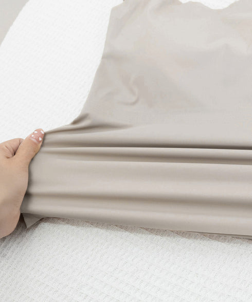 カップ付きキャミソール 韓国風ブラトップ Uネックキャミソール シームレスキャミレディース ノンワイヤー ベーシック肌着 涼やか 薄手 ブラ一体型インナーウェア夏 21SHANGYI-089