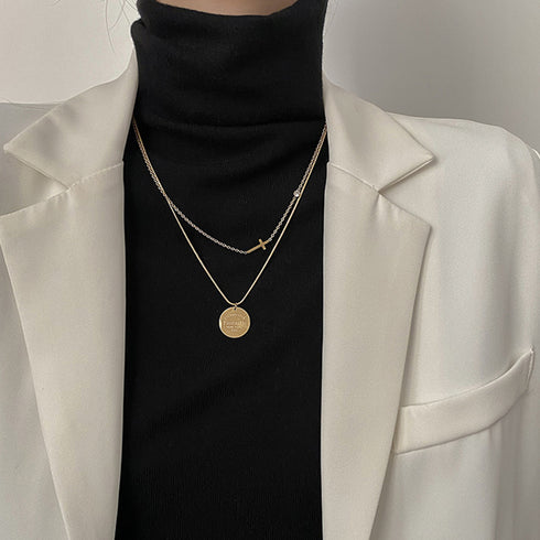 2連チェーンネックレス クロスモチーフ 重ね付け風 メタル ショートネックレス レディース 非対称デザイン レトロ ペンダント大人カジュアル アクセサリー 21SHIPIN-020