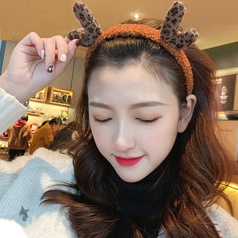 カチューシャレディース洗顔可愛いふわふわ ヘアアクセサリー 鹿の耳 大人 韓国風 カチューシャ 仮装用髪飾りグッズ 幅広 痛くない ヘアアクセ ヒョウ柄 前髪留め 21SHIPIN-053