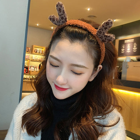 カチューシャレディース洗顔可愛いふわふわ ヘアアクセサリー 鹿の耳 大人 韓国風 カチューシャ 仮装用髪飾りグッズ 幅広 痛くない ヘアアクセ ヒョウ柄 前髪留め 21SHIPIN-053