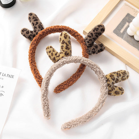 カチューシャレディース洗顔可愛いふわふわ ヘアアクセサリー 鹿の耳 大人 韓国風 カチューシャ 仮装用髪飾りグッズ 幅広 痛くない ヘアアクセ ヒョウ柄 前髪留め 21SHIPIN-053