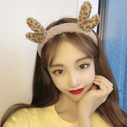 カチューシャレディース洗顔可愛いふわふわ ヘアアクセサリー 鹿の耳 大人 韓国風 カチューシャ 仮装用髪飾りグッズ 幅広 痛くない ヘアアクセ ヒョウ柄 前髪留め 21SHIPIN-053