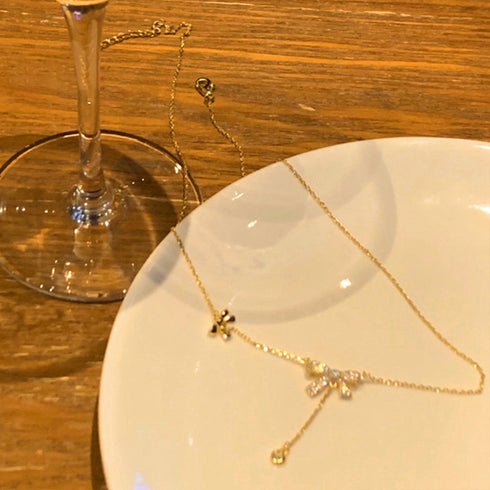 蝶々チェーンネックレスレディース可愛い アクセサリー 細めチェーン きらきら 首飾り 大人上品 人気プレゼント ギフト 春夏 アクセ きれいめ 韓国ファション 21SHIPIN-068