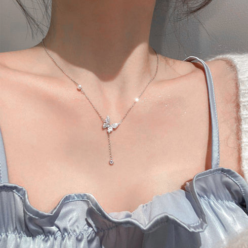 蝶々チェーンネックレスレディース可愛い アクセサリー 細めチェーン フェイクパール 首飾り 大人上品 人気プレゼント ギフト 春アクセ きれいめ 韓国ファション 21SHIPIN-069
