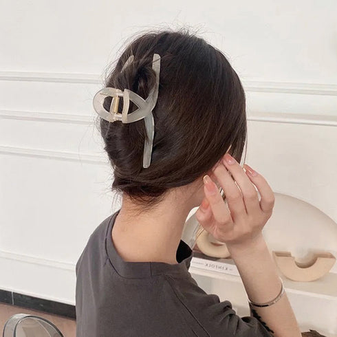 ヘアクリップ大きめアクリルバンスクリップ ヘアアクセサリー 大人っぽい 可愛い まとめ髪 シンプル 誕生日プレゼント 雑貨 春夏オルチャン アクセ 髪留め 大人気 21SHIPIN-077