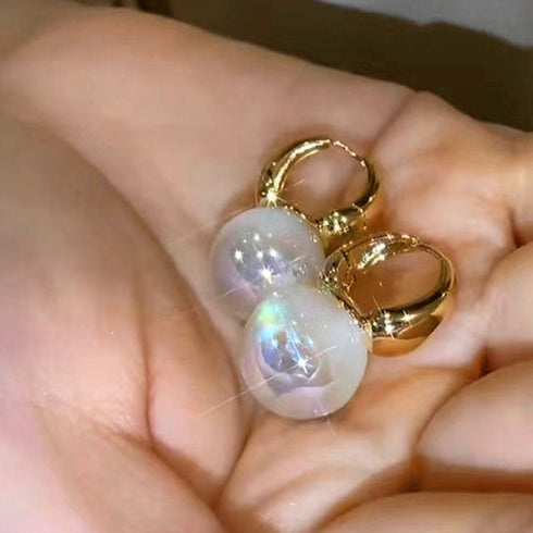 人魚の涙 パールピアス レディース 上品 人魚姫フェイクパールピアス きれいめ アクセサリー 韓国ファッション 大人かわいいフープピアス 虹色 人気ピアス 小物 21SHIPIN-087