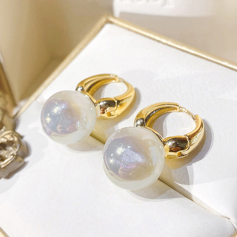 人魚の涙 パールピアス レディース 上品 人魚姫フェイクパールピアス きれいめ アクセサリー 韓国ファッション 大人かわいいフープピアス 虹色 人気ピアス 小物 21SHIPIN-087