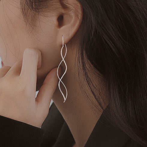揺れるチェーンピアス ロングピアス 上品 アクセサリー レディース 波型ピアス メタル ジュエリー ウェーブ ゴールド おしゃれ人気 ギフト 20代30代 耳飾り 21SHIPIN-089