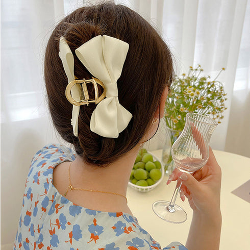 ビッグリボン ヘアクリップ レディース春 リボンクリップ 韓国風 リボンバレッタ トレンドヘアアクセサリー 大人可愛い髪飾り まとめ髪 オフィスカジュアル 女子会 21SHIPIN-095