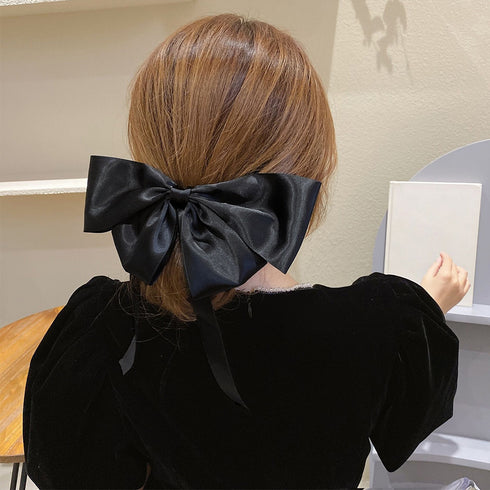 サテンビッグリボンバレッタ韓国ヘアアクセ バレッタ大きめ レディース 蝶々結髪飾り 大人可愛い プチプラ ヘアアレンジグッズ おしゃれ 人気髪留め 雑貨 まとめ髪 21SHIPIN-107
