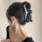 ヘアクリップ 大きめヘアアクセサリー黒 レディース 可愛いヘアアクセサリー ボリューム パールワニクリップ まとめ髪 簡単 ヘア小物 オフィスカジュアル 髪飾り 21SHIPIN-115