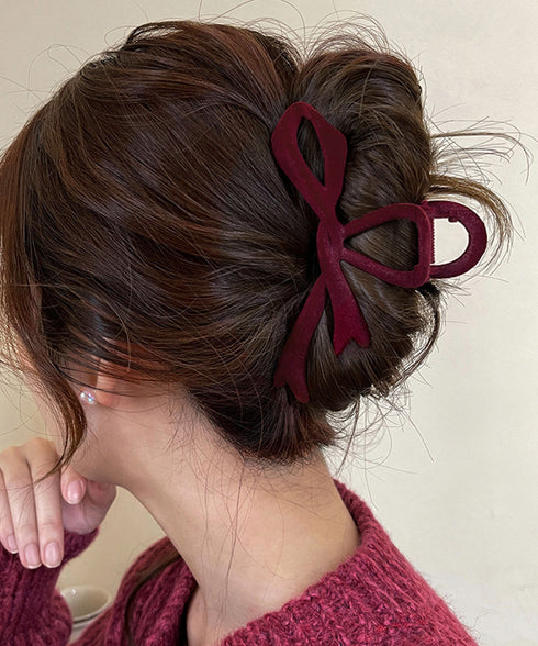 ツイストリボンヘアクリップ 韓国風髪留め ヘアアクセサリーバンスクリップ ベロア風起毛感 ツイストデザインヘアアクセ ヘアアレンジ 髪飾り大きめ ガーリーパーティ 21SHIPIN-123