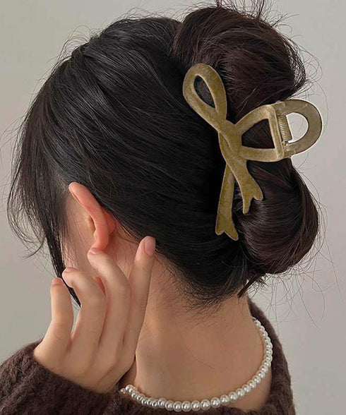 ツイストリボンヘアクリップ 韓国風髪留め ヘアアクセサリーバンスクリップ ベロア風起毛感 ツイストデザインヘアアクセ ヘアアレンジ 髪飾り大きめ ガーリーパーティ 21SHIPIN-123