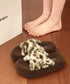 ファーサンダル 厚底韓国風ファースリッパ レオパードサンダルレディース もこもこあったかフラットシューズ 歩きやすい ふわふわ ルームシューズ 疲れない 寒さ対策 21XIEZI-001