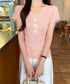 リボンレース付きリブニット Vネック夏服 レディース フェミニン プチプラサマーニット 韓国風 スリムフィットニット 大人可愛いカットソー きれいめ 細身Tシャツ 24TPS-040