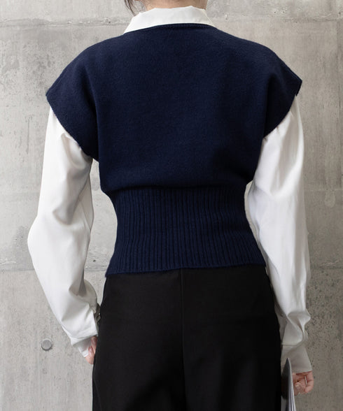 ニットベスト フロントボタン ニットジレ レディース リブ切り替え ショート丈ニットチョッキ オフィスカジュアル レイヤードベスト ノースリーブニットトップ春秋冬 24TPS-055