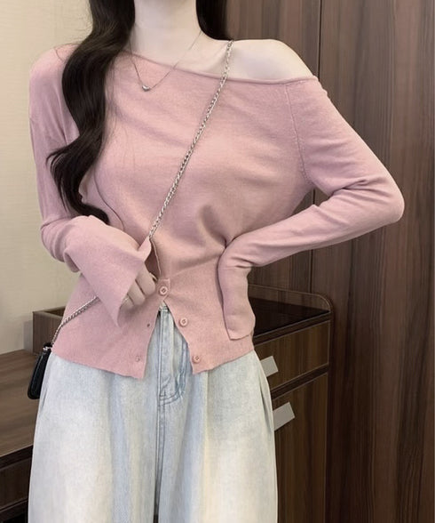 ワンショルダーニットトップス裾ボタン秋服 レディース 大人カジュアルニットプルオーバー きれいめ 肩出しニットウェア 肩見せ 長袖ニットセーター 韓国風ニットソー 24TPS-062