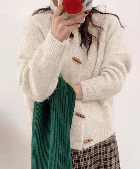 トグルボタンニットカーディガン長袖秋冬服 レディース おしゃれニットトップス きれいめカジュアル ニットセーター 丸首 韓国風ニット羽織 人気 前開き 無地ニット 24TPS-064