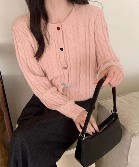 ケーブルニットカーディガン 前開きニット レディース カラーハートボタンニットトップス クルーネックニットセーターきれいめカジュアル ニットアウター お洒落秋冬服 24TPS-067