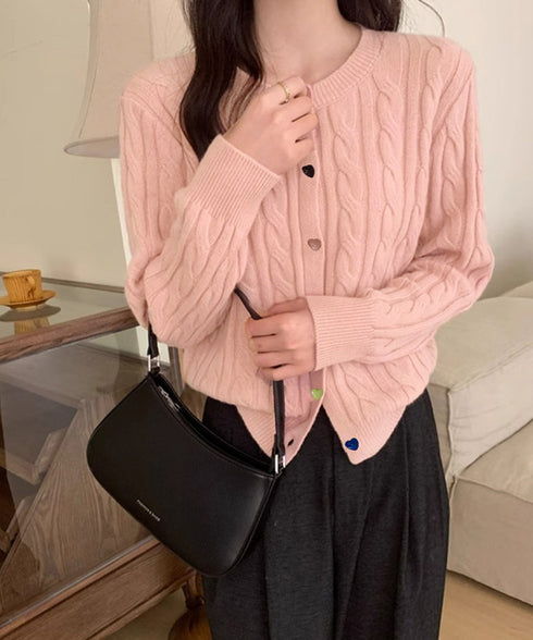 ケーブルニットカーディガン 前開きニット レディース カラーハートボタンニットトップス クルーネックニットセーターきれいめカジュアル ニットアウター お洒落秋冬服 24TPS-067