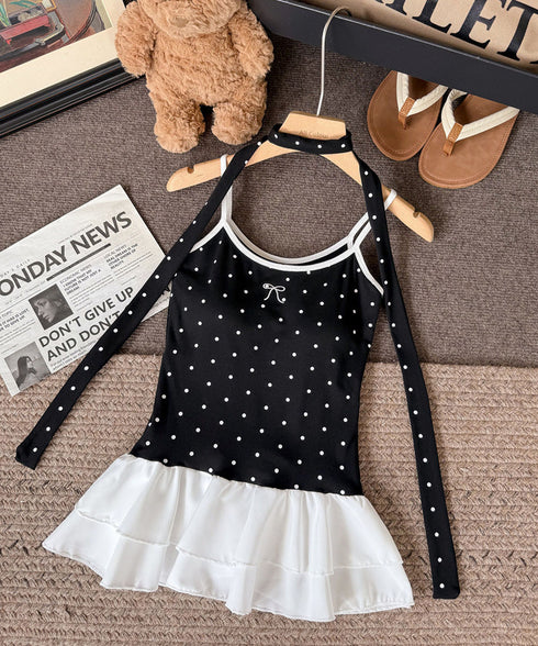 ドット柄キャミソール チョーカー付き夏服 レディース カップ付き スリムフィットキャミ 裾フリル インナートップス 大人可愛い 薄手 インナーウェア フェミニン 24TPS-078