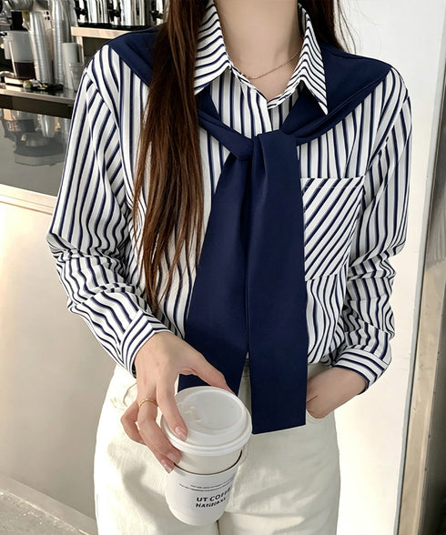レイヤード風ストライプシャツ胸ポケット服 レディース 切り替え 肩掛け風トップス 体型カバー シャツブラウス 大人カジュアル ブラウス 20代 30代 40代秋服 24TPS-097