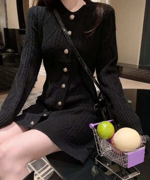 ケーブル編みニットワンピースミニ丈韓国風 ゴールドボタンショートワンピース レディース 大人きれいめ フェミニン ロング丈ニットカーディガン 着やせセータードレス 2NVRJ-014