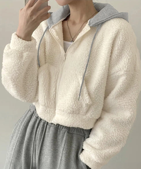 暖かいボアパーカー ジップアップブルゾン 韓国風 ふわふわフーディ ショート丈パーカー レディース クロップド 厚手フリースジャケットもこもこ ライトアウター軽量 2YIGULI-038