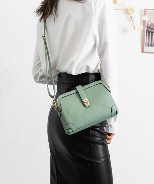 ショルダーバッグレディース 斜めがけ上品 斜めがけバッグ 大人可愛い PUレザー肩掛けバッグ 入学入園式 フェイクレザーかばんおしゃれ オフィスカジュアル 韓国 2GUILU-003