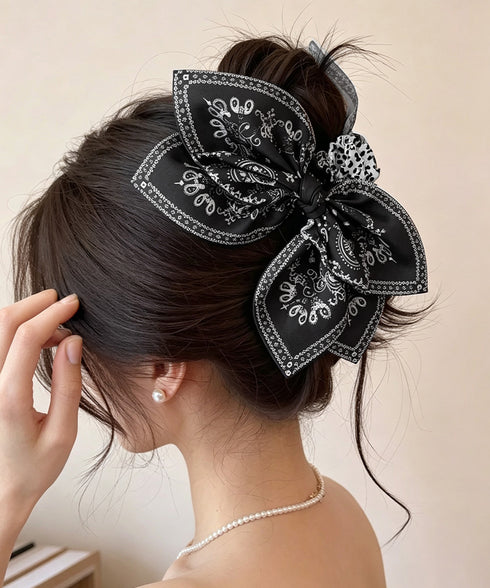 バンダナ柄ビッグリボンバンスクリップ人気 韓国風大きめ髪飾りリボンヘアクリップ 華やかヘアアクセサリー 大人可愛いヘアアレンジ 簡単まとめ髪 ペイズリー柄クリップ 2JIANYUE-001