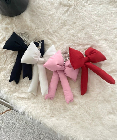 ぷくぷくリボンバッグチャーム 4色セット ぷっくりリボンキーホルダー ナスカン付き リボンキーリング 吊り下げバッグ用アクセサリー フェミニン 鍵やバッグ飾り小物 2JINGE-001