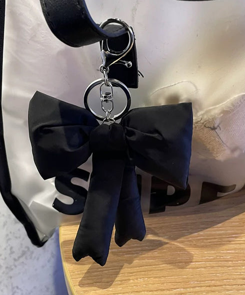 ぷくぷくリボンバッグチャーム 4色セット ぷっくりリボンキーホルダー ナスカン付き リボンキーリング 吊り下げバッグ用アクセサリー フェミニン 鍵やバッグ飾り小物 2JINGE-001