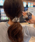 ビジューフラワーシュシュキラキラヘアゴム 華やかな大ぶりオーガンジー髪飾り シアー素材ヘアアクセサリー韓国風ラインストーン大人可愛いボリュームまとめ髪ポニーテール 2JUNSHAN-001