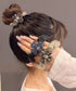 ビジューフラワーシュシュキラキラヘアゴム 華やかな大ぶりオーガンジー髪飾り シアー素材ヘアアクセサリー韓国風ラインストーン大人可愛いボリュームまとめ髪ポニーテール 2JUNSHAN-001